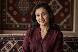 Turkmen woman looking for relationship on 92 Dating platform