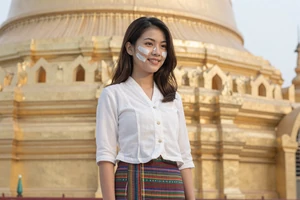 Burmese woman seeking connection on 92 Dating international dating platform