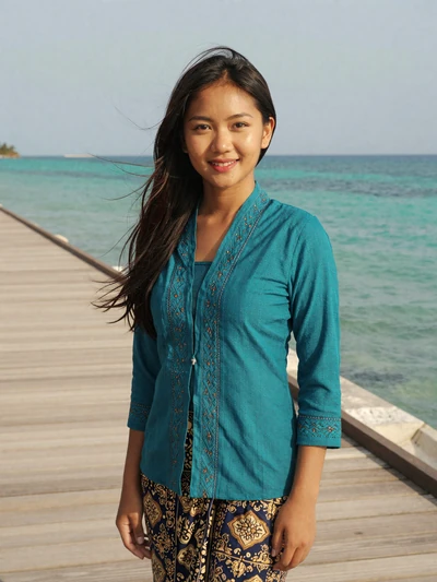 Indonesian woman Tiara from Makassar seeking meaningful relationship